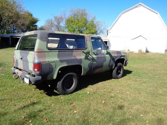 1986 camo Chevrolet Blazer SUV