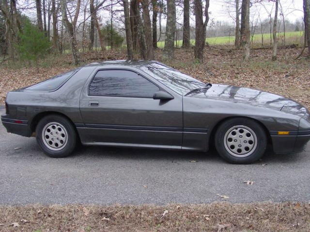 1986 Gray Mazda RX-7 two door