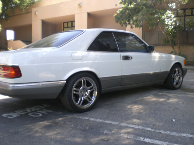 1986 white Mercedes-Benz S-Class Coupe