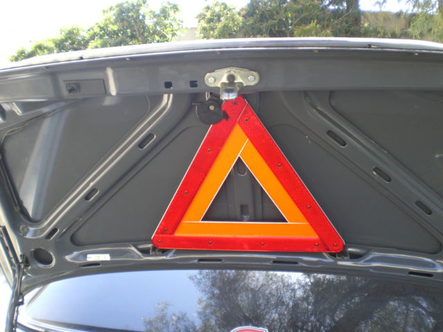 1986 white Mercedes-Benz S-Class Coupe