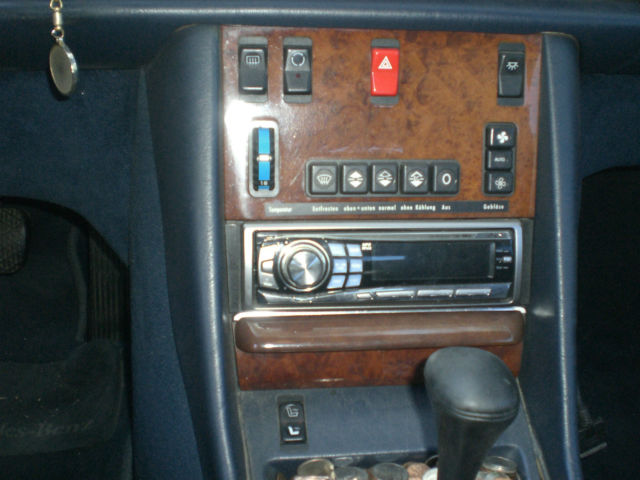 1986 white Mercedes-Benz S-Class Coupe