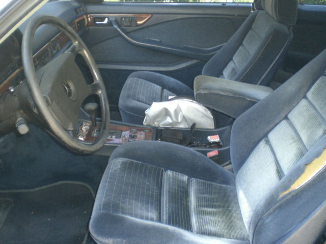 1986 white Mercedes-Benz S-Class Coupe