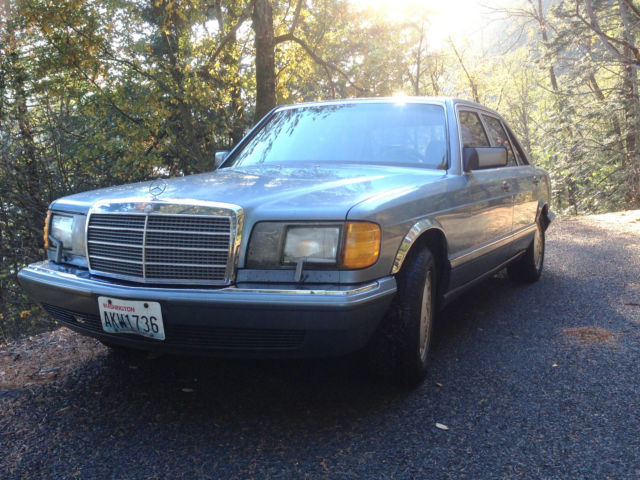 1986 Tan Mercedes-Benz 300-Series