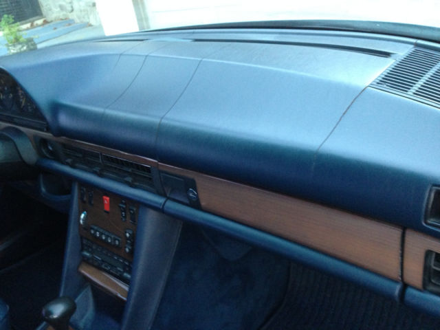 1986 Tan Mercedes-Benz 300-Series