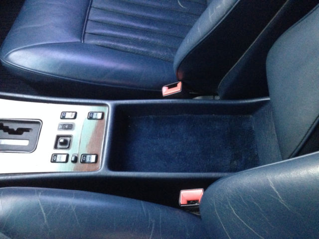 1986 Tan Mercedes-Benz 300-Series