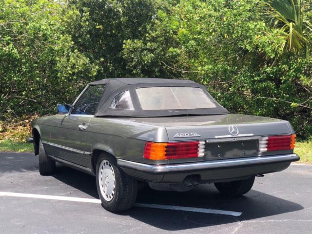 1986 Gray Mercedes-Benz SL-Class Convertible