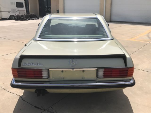 1986 Green Mercedes-Benz SL-Class Convertible