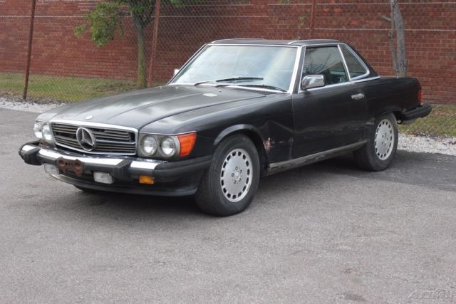1986 Black Mercedes-Benz 500-Series Convertible