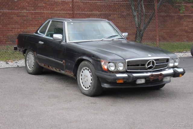 1986 Black Mercedes-Benz 500-Series Convertible