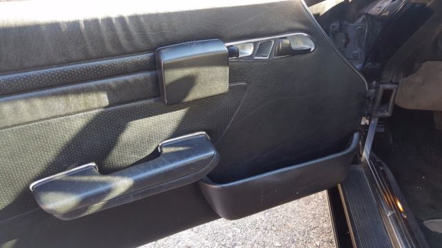 1986 Mercedes-Benz 500-Series