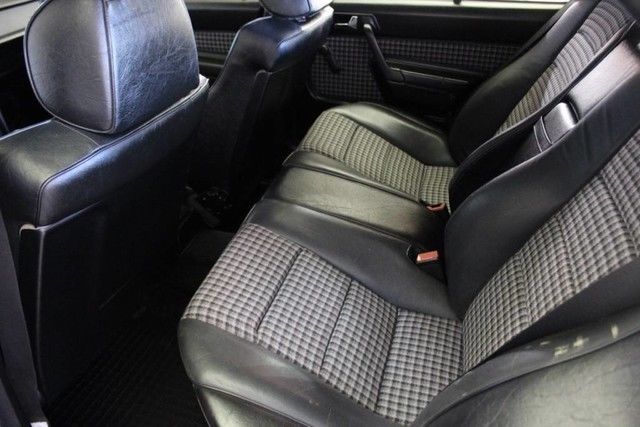 1986 Black Mercedes-Benz 190-Series Sedan