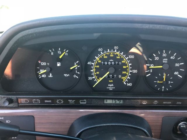 1986 Tan Mercedes-Benz 300-Series Sedan