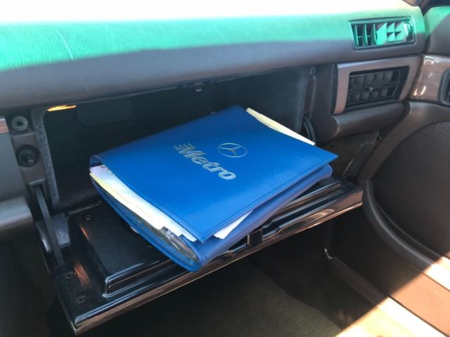 1986 Tan Mercedes-Benz 300-Series Sedan