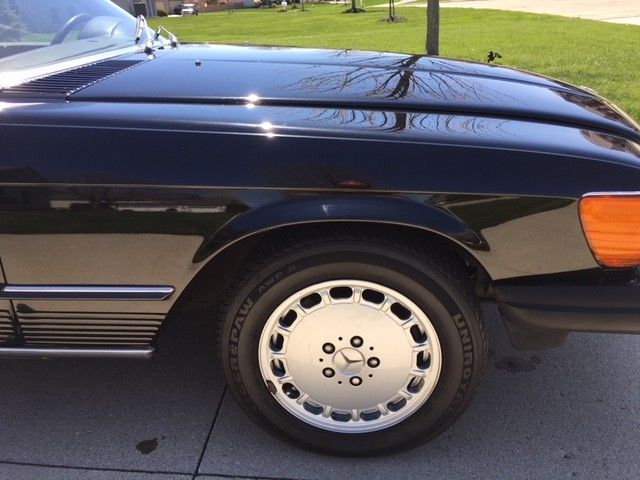 1984 Mercedes-Benz SL-Class