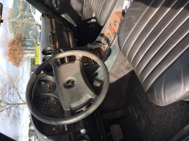 1980 Black Mercedes-Benz SL-Class Convertible