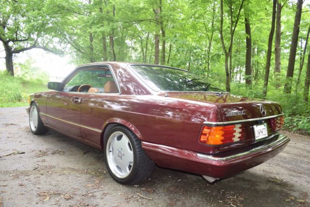 1986 Burgundy Mercedes-Benz 500-Series Coupe