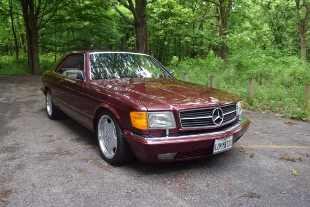 1986 Burgundy Mercedes-Benz 500-Series Coupe