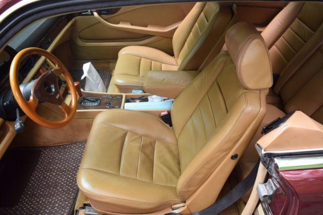 1986 Burgundy Mercedes-Benz 500-Series Coupe