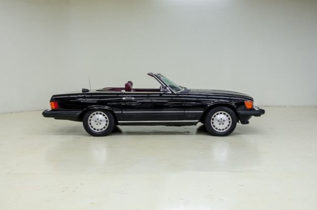 1986 Black Mercedes-Benz SL-Class Convertible