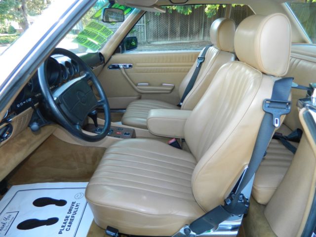 1986 White Mercedes-Benz SL-Class Coupe