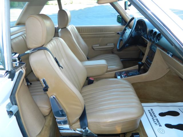 1986 White Mercedes-Benz SL-Class Coupe