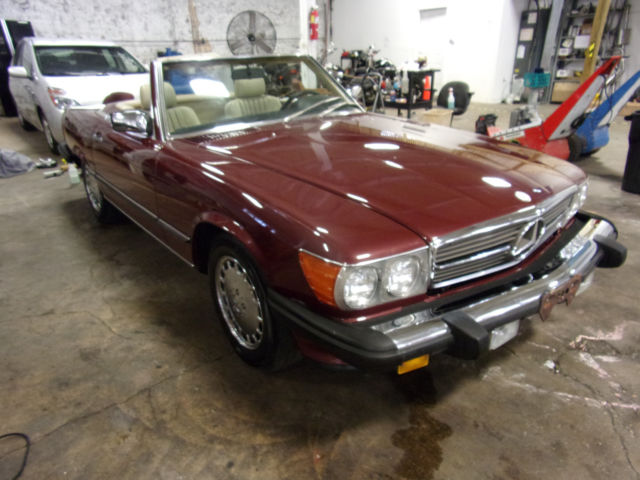 1986 Burgundy Mercedes-Benz SL-Class Convertible