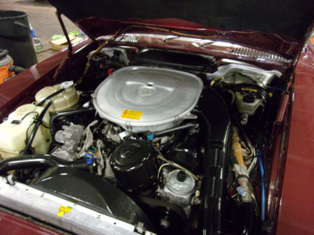 1986 Burgundy Mercedes-Benz SL-Class Convertible