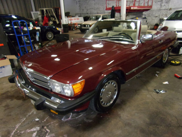 1986 Burgundy Mercedes-Benz SL-Class Convertible