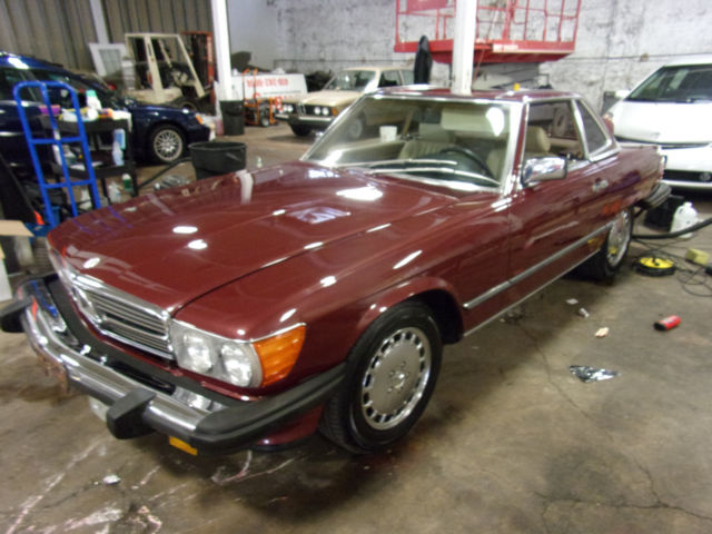 1986 Burgundy Mercedes-Benz SL-Class Convertible