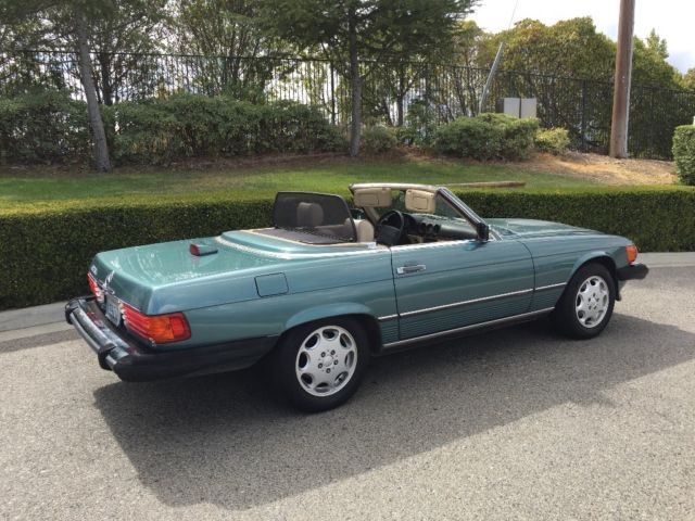 1986 Green Mercedes-Benz SL-Class Convertible
