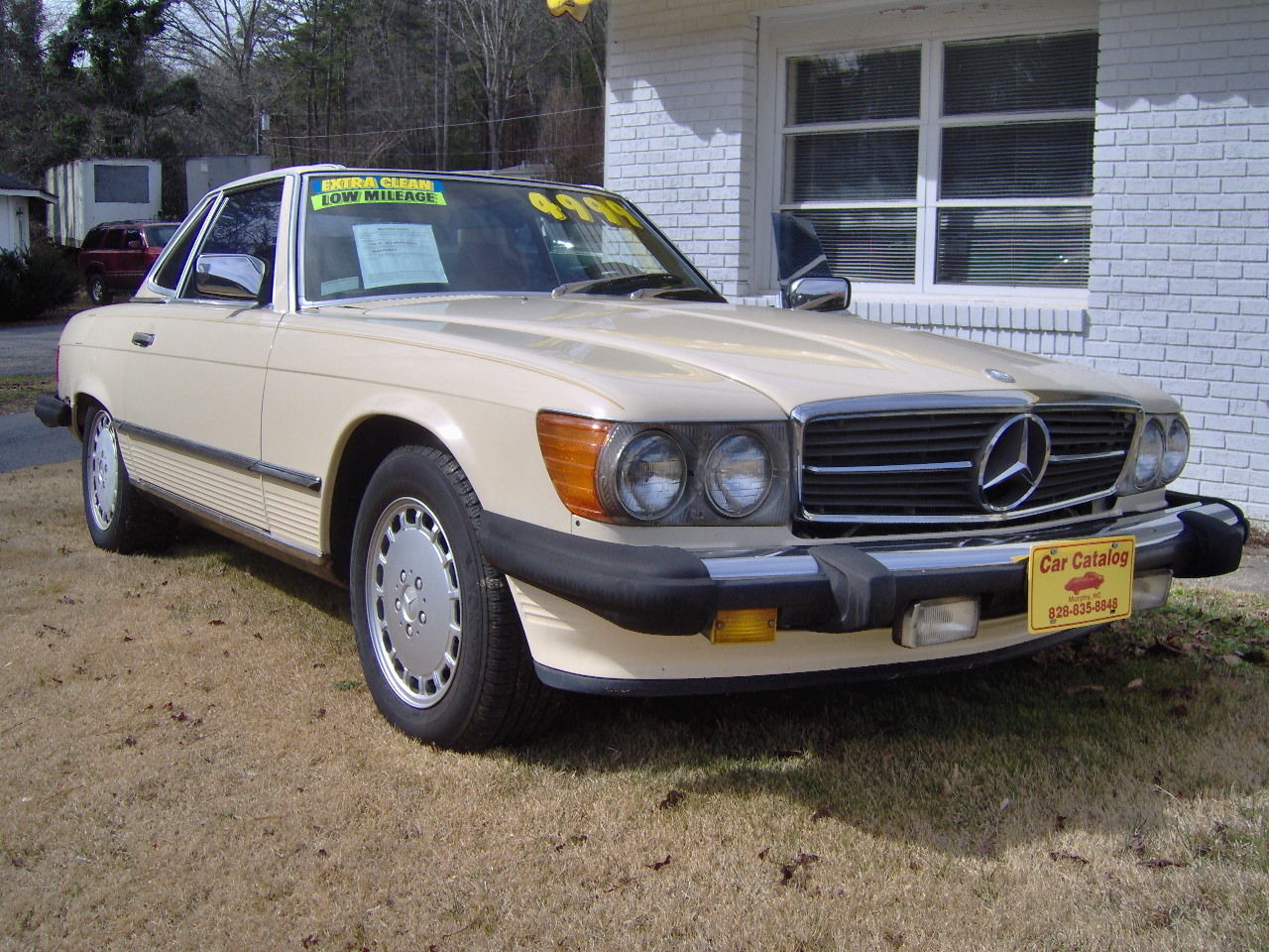 1986 Light Tan Mercedes-Benz 500-Series Convertible