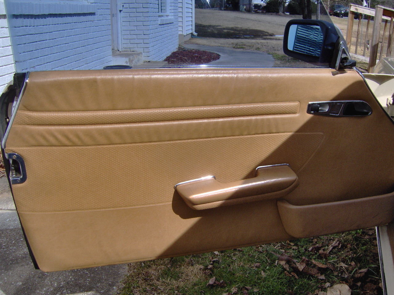 1986 Light Tan Mercedes-Benz 500-Series Convertible