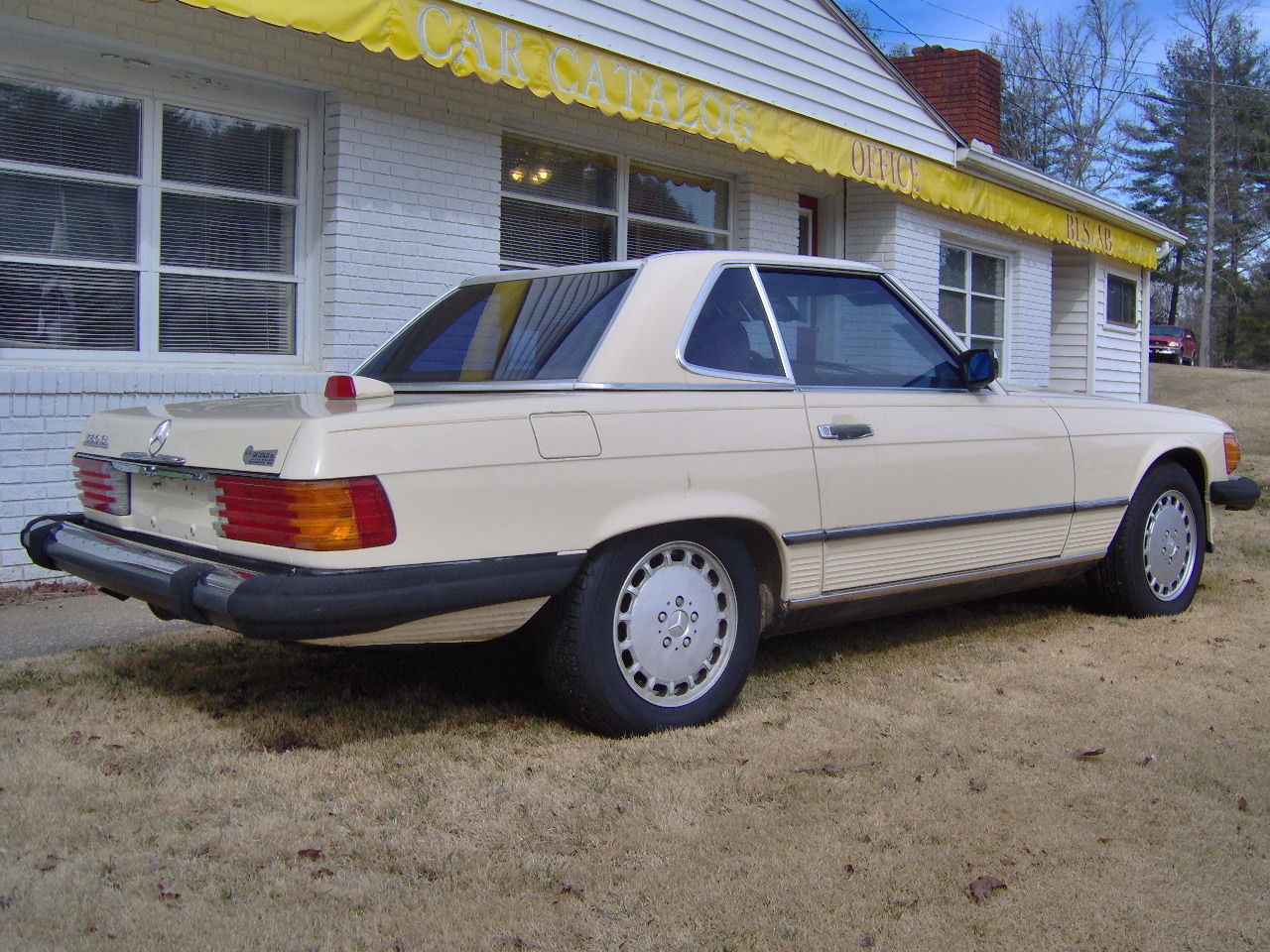 1986 Light Tan Mercedes-Benz 500-Series Convertible