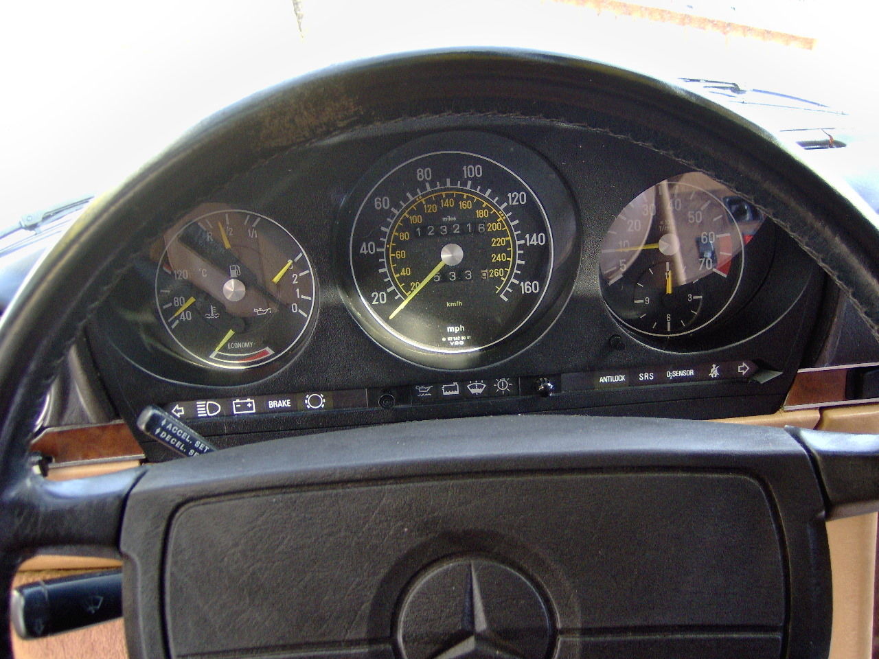 1986 Light Tan Mercedes-Benz 500-Series Convertible