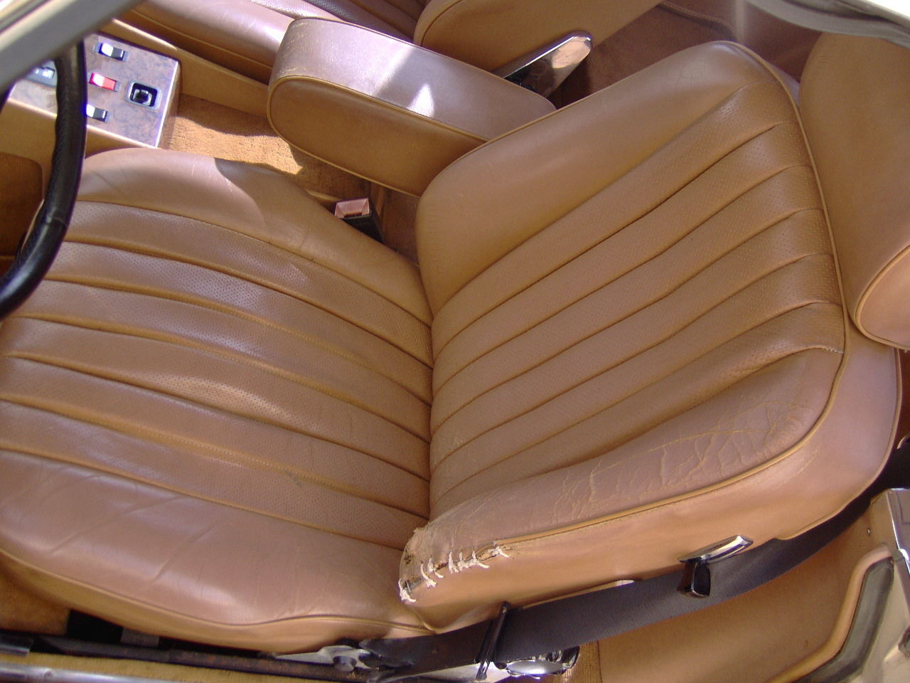 1986 Light Tan Mercedes-Benz 500-Series Convertible