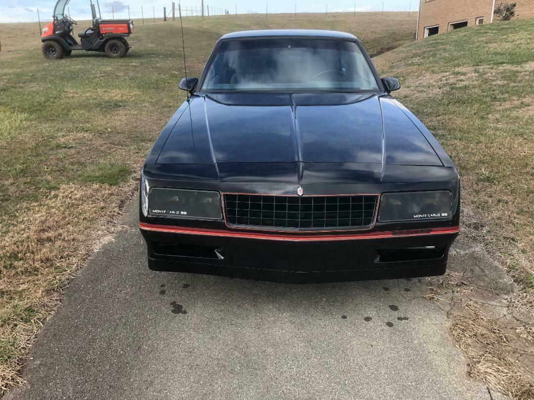 1986 Black Chevrolet Monte Carlo Coupe