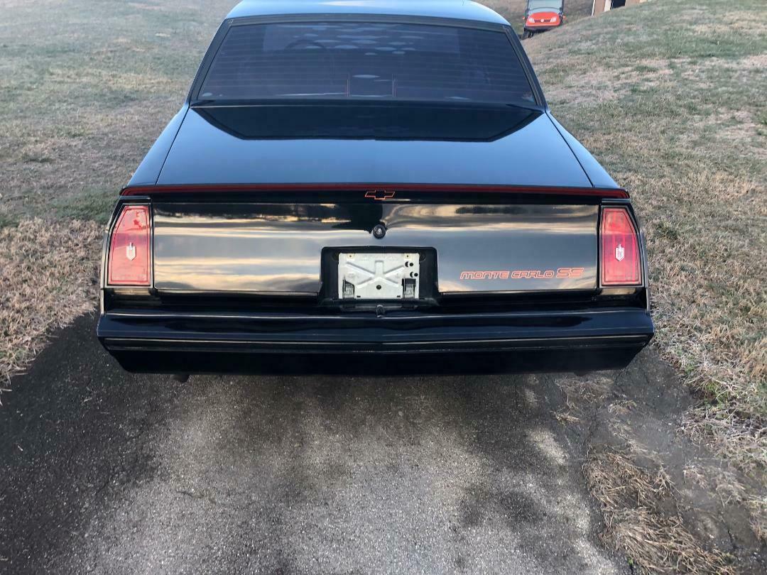 1986 Black Chevrolet Monte Carlo Coupe