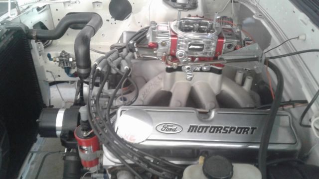 1986 White Ford Mustang Coupe