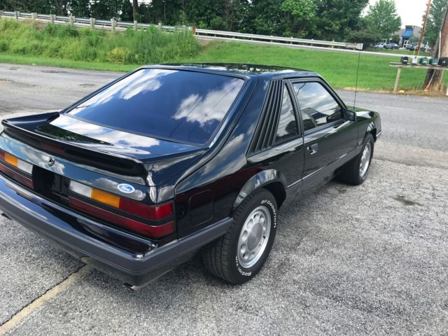 1986 Black Ford Mustang Coupe