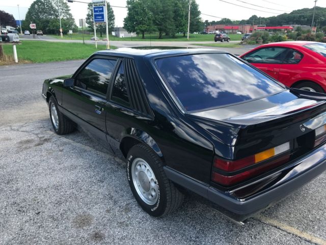 1986 Black Ford Mustang Coupe