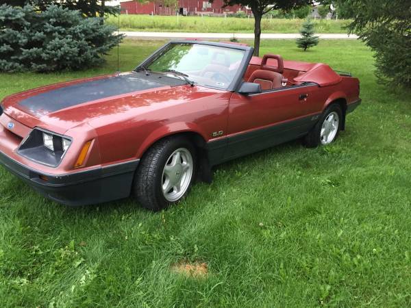 1986 White Ford Mustang Convertible