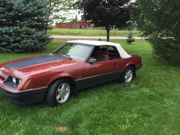 1986 White Ford Mustang Convertible