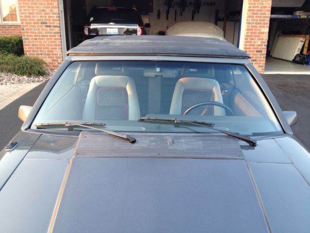 1986 Gray Ford Mustang Convertible