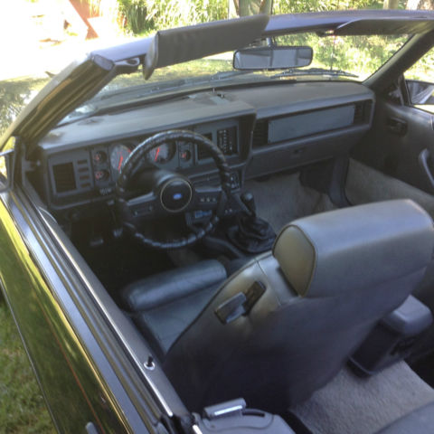 1986 BLACK Ford Mustang Convertible