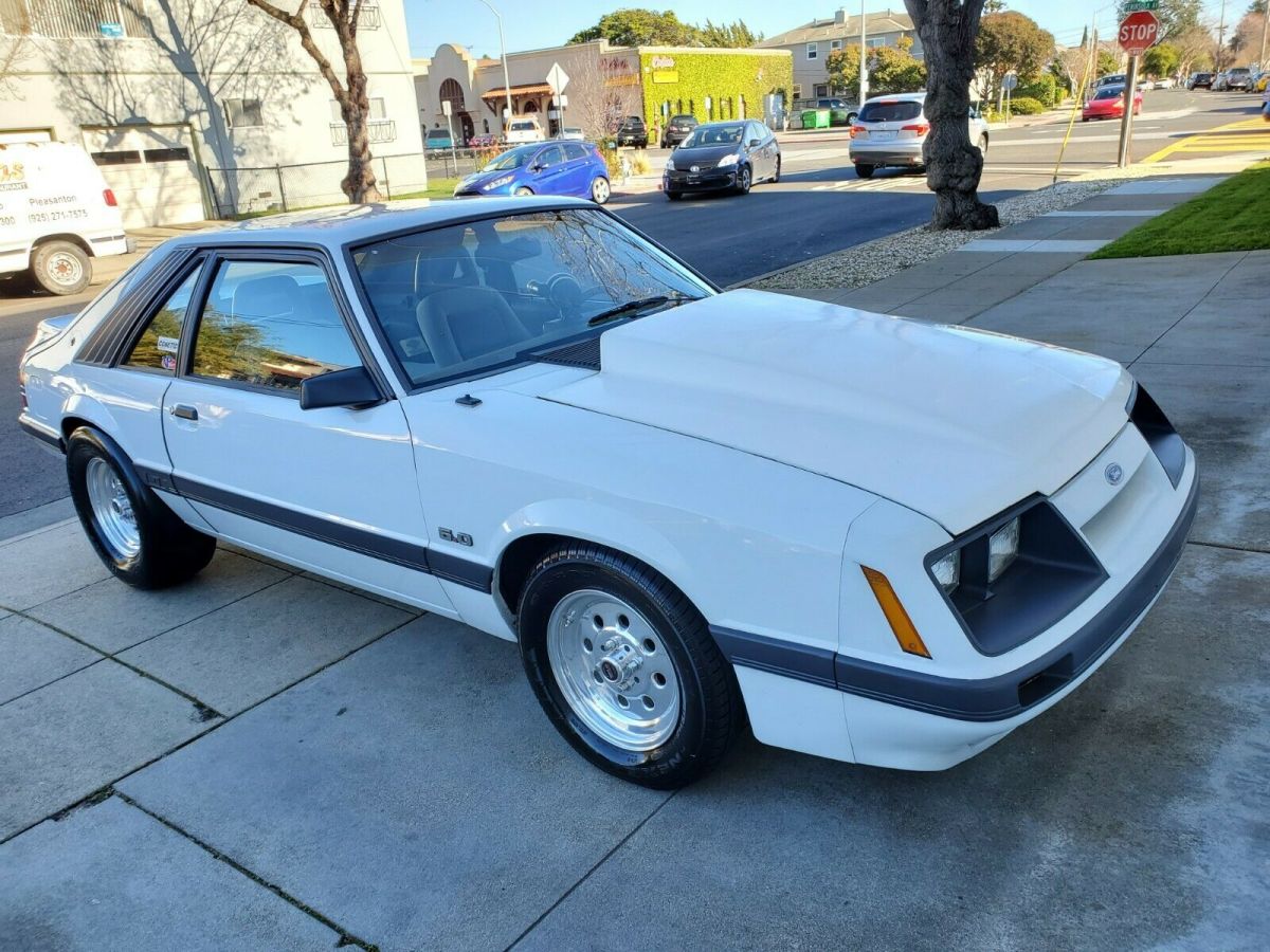 1986 Ford Mustang Coupe
