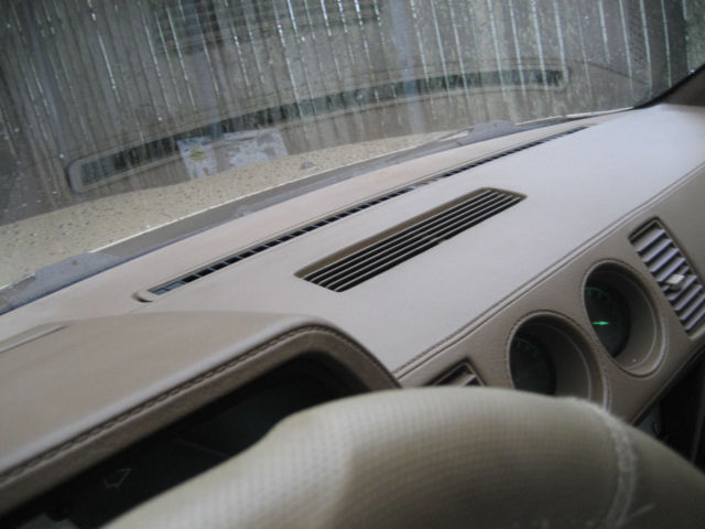 1986 Gold Nissan 300ZX Coupe