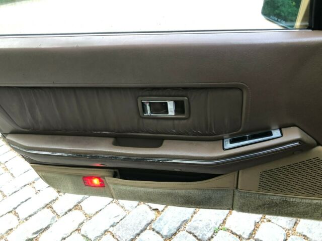 1986 Gold Nissan 300ZX Hatchback