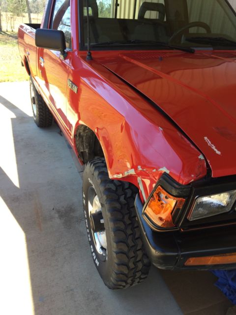 1986 Red Nissan Other Pickups Regular cab