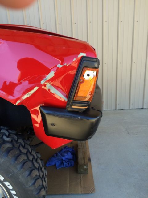 1986 Red Nissan Other Pickups Regular cab