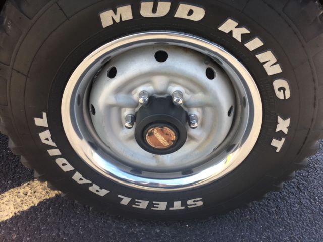 1986 Red Nissan Other Pickups